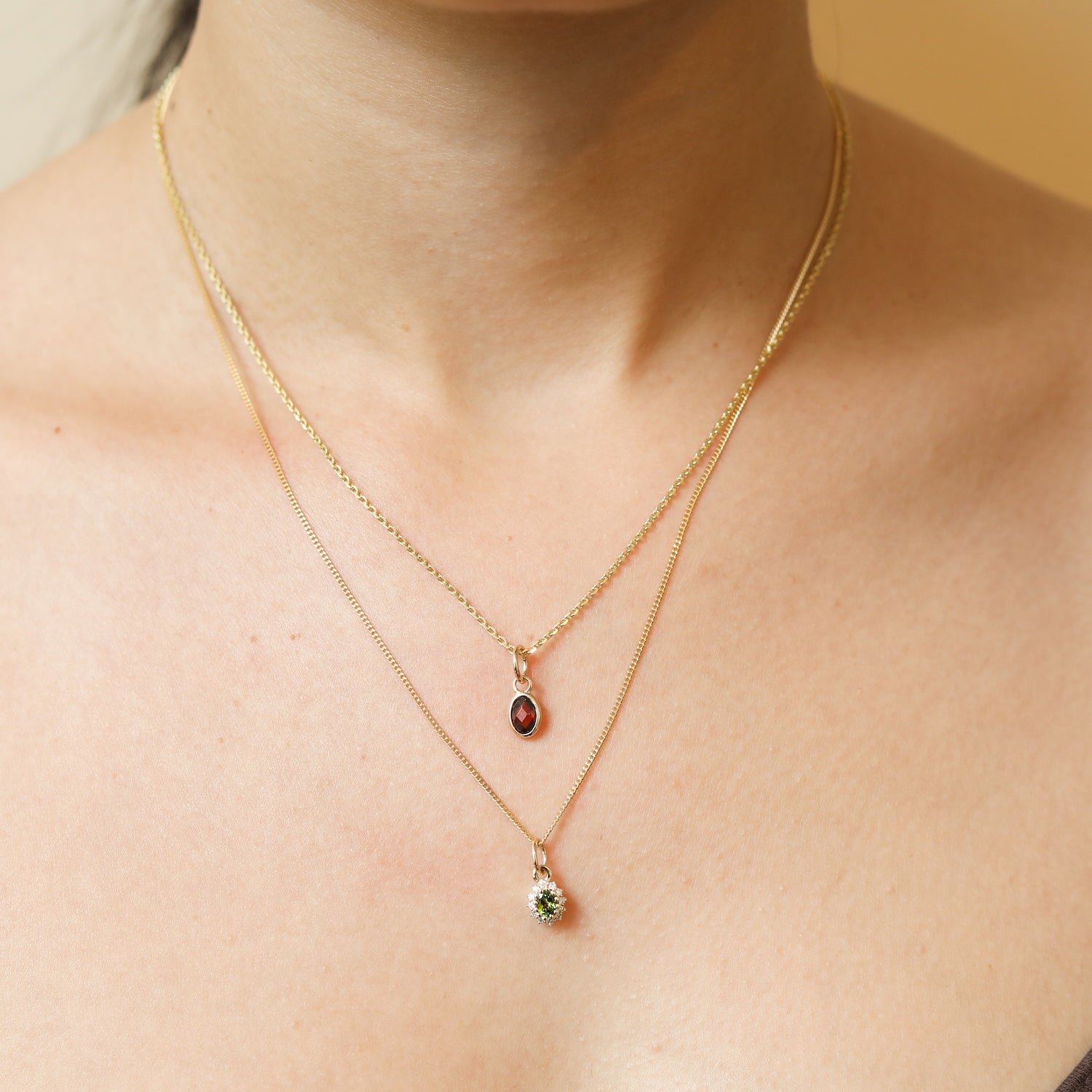 Garnet Birthstone Hanger January | 14K Goud